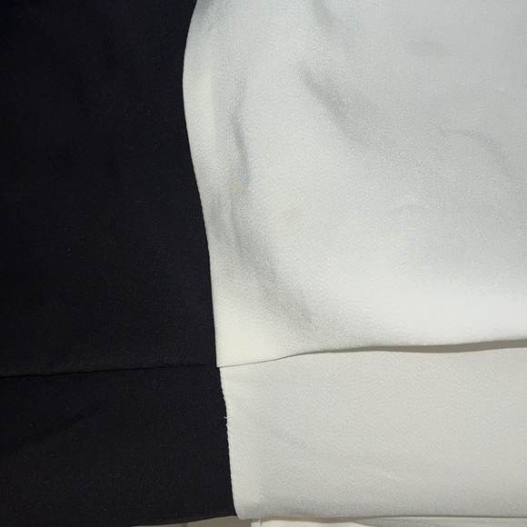 Classic Banana Republic Black and White Dress, size 2, worn once - Picture 6 of 12